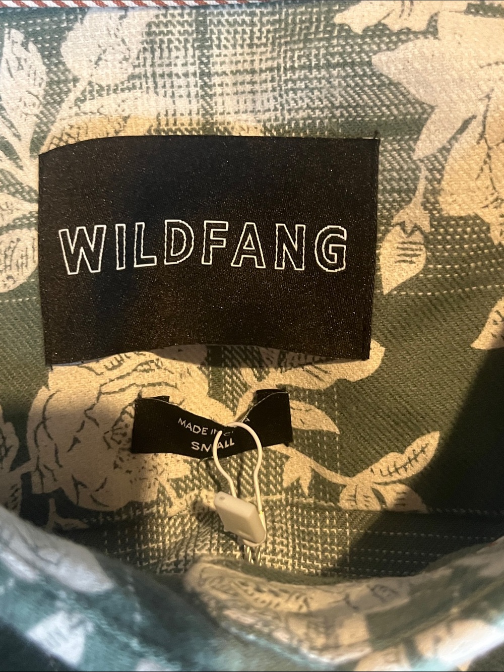 WILDFANG The Essential Button Up Green Plaid Floral Rose Shirt Small NWT - Picture 4 of 6